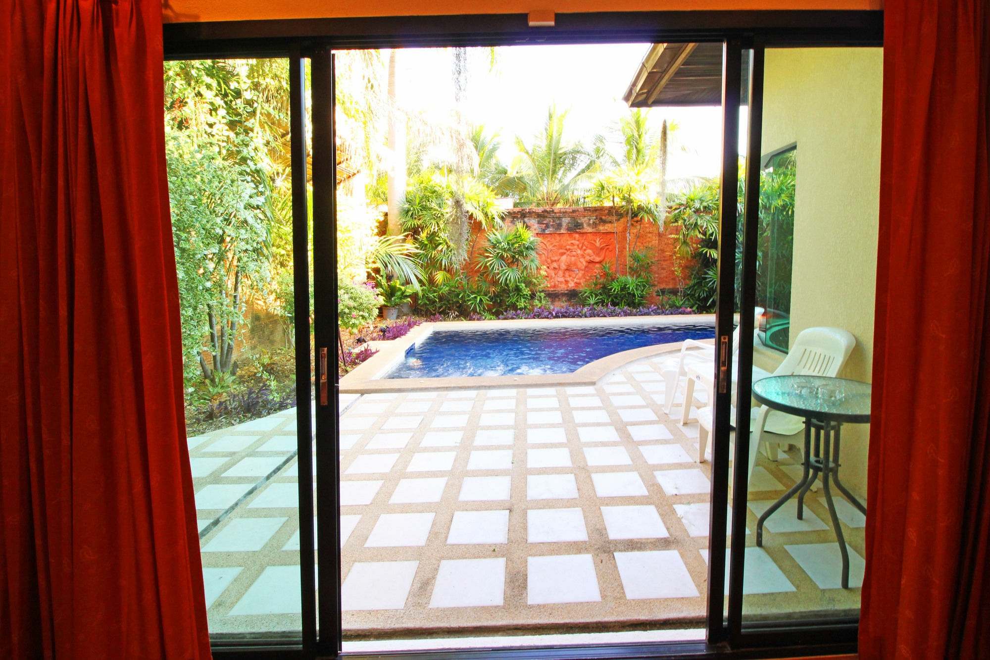 Cosy Beach Pool Villas By Pattaya Sunny Rentals Exterior foto